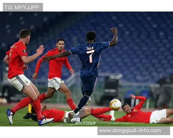 欧联杯阿森纳逆转本菲卡红牌争议引发全场热议